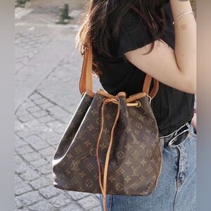 Louis Vuitton Petit Noé Monogram Bucket Bag Made in‎ France 2015
